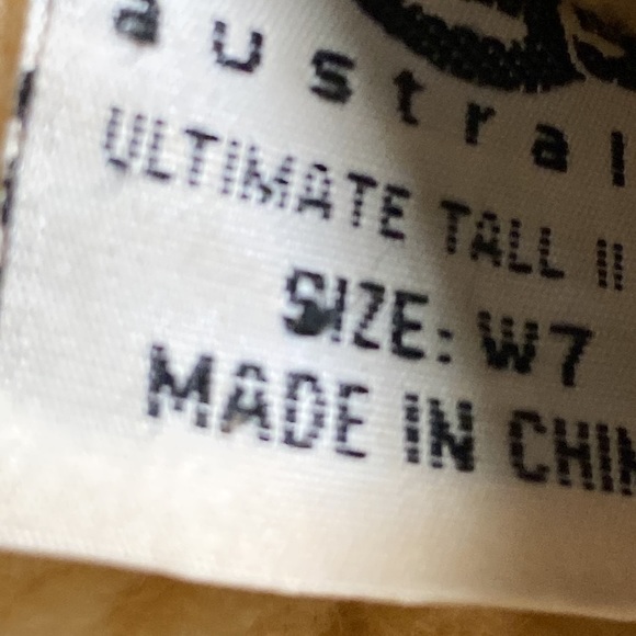 Ugg boots SZ 7 - Picture 6 of 7